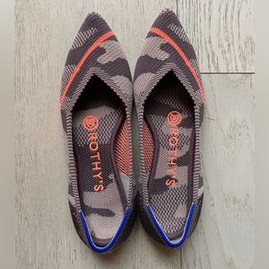 Rothy’s The Point Taupe Camo size 5
